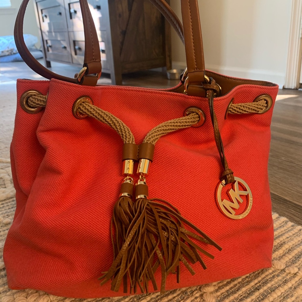 *SOLD* Michael Kors Linen Bucket Bag